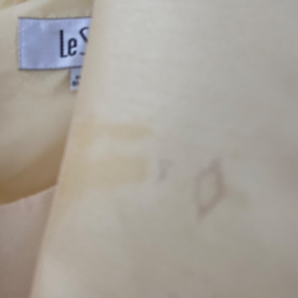 Suit - Picture 4 of 6